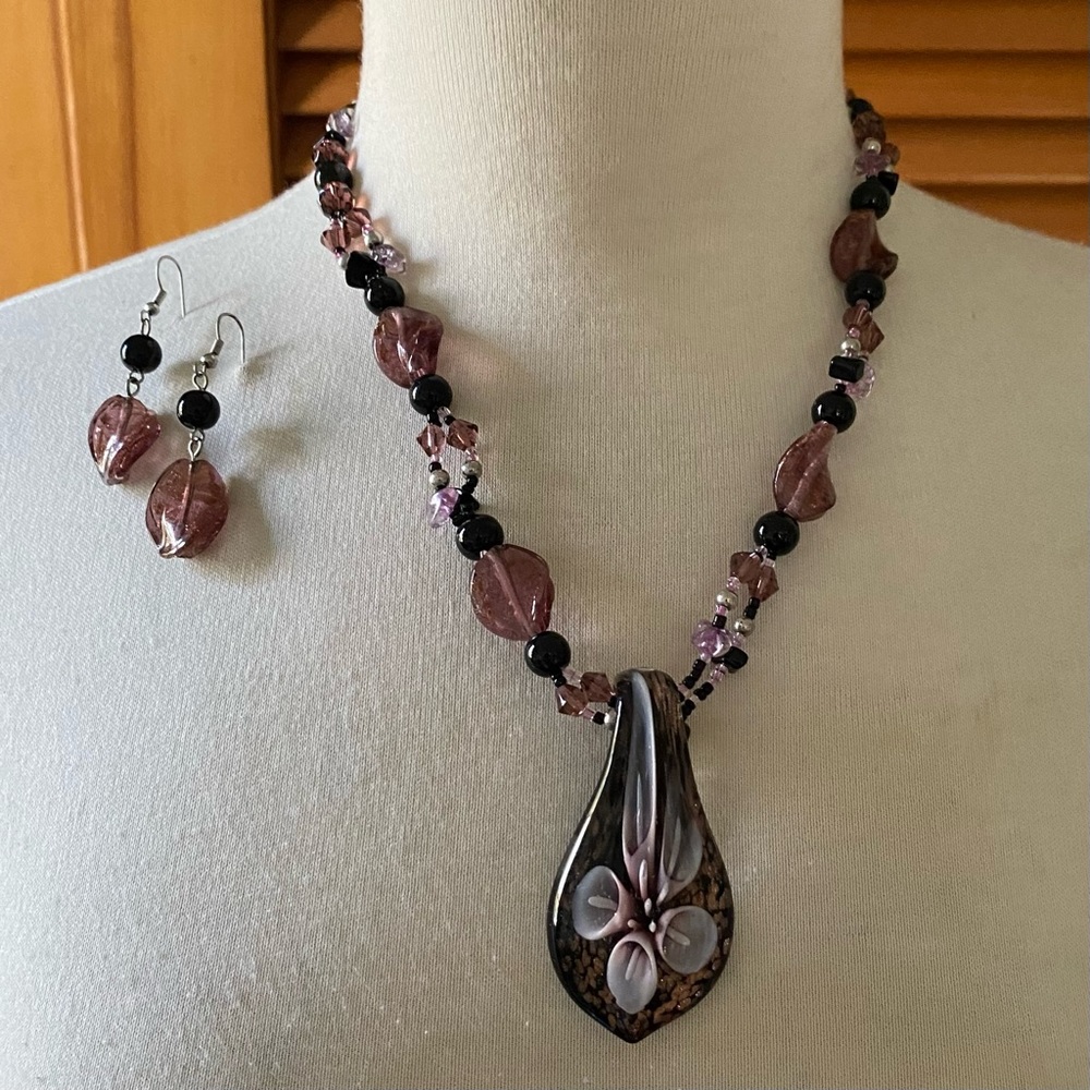 Murano Glass Purple Necklace and Earrings Set